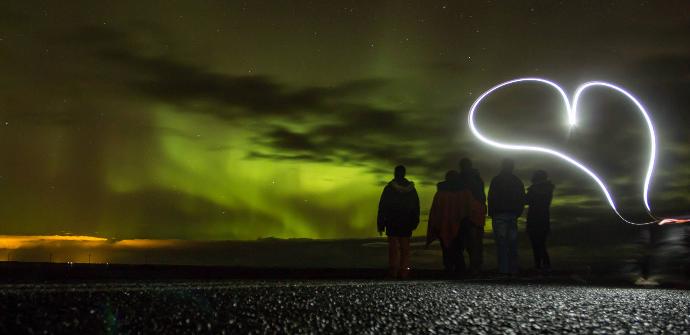 Private Combo 2in1 tour Golden Circle - Northern light hunt 10h / SUV 5 PAX (11:00)